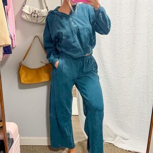 Old-navy Women's Blue and Green matching sweatpant sweatshirt set